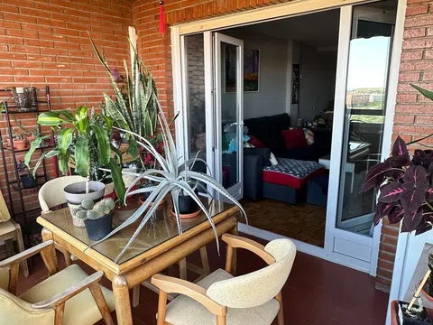 Flat / apartment in Calle de Valdebernardo, 8, Pavones, Madrid