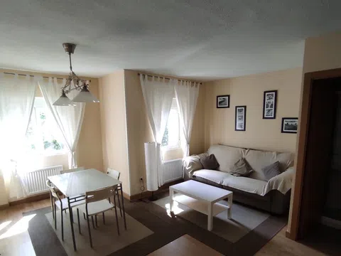 Flat / apartment in Calle de la Hacienda de Pavones, 226, Fontarrón, Madrid