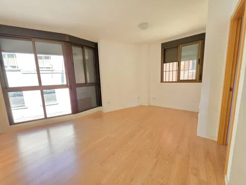 Flat / apartment in Avenida de Palomeras, Palomeras Bajas, Madrid