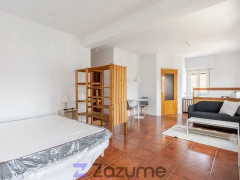 Flat / apartment in Calle del Párroco Don Emilio Franco, San Diego, Madrid