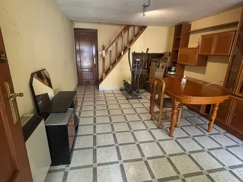 Property in Puente De Vallecas