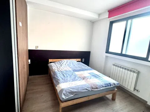 Flat / apartment in Calle del Pico Javalón, San Diego, Madrid