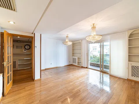 Flat / apartment in Calle de Fernán González, Goya, Madrid