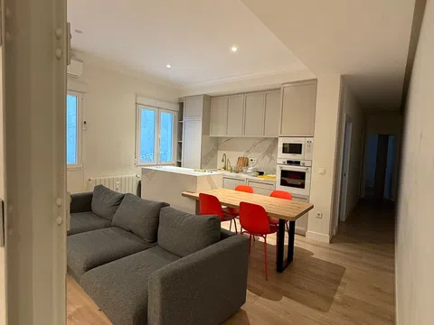 Flat / apartment in Calle del General Díaz Porlier, Goya, Madrid