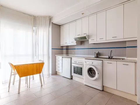 Flat / apartment in Calle de Nuestra Señora del Carmen, Berruguete, Madrid