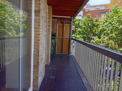 Flat / apartment in Plaza Angel de Carbajo, Cuzco-Castillejos, Madrid