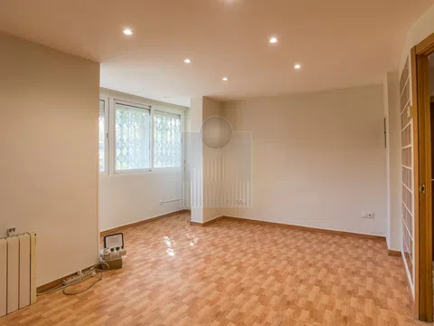 Flat / apartment in Villajimena, Ambroz, Madrid