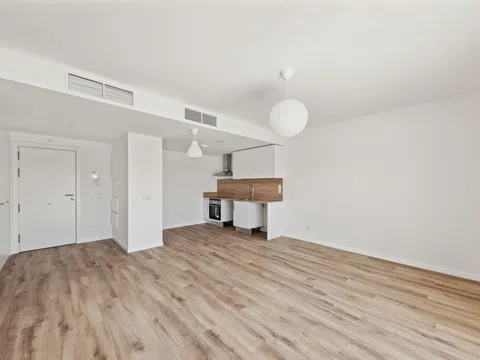 Flat / apartment in Avenida de Miguel Delibes, El Cañaveral, Madrid