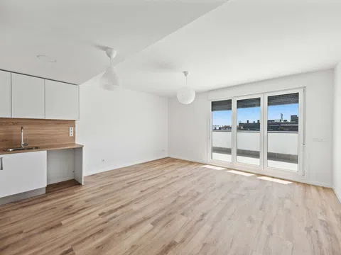 Flat / apartment in Avenida de Miguel Delibes, El Cañaveral, Madrid