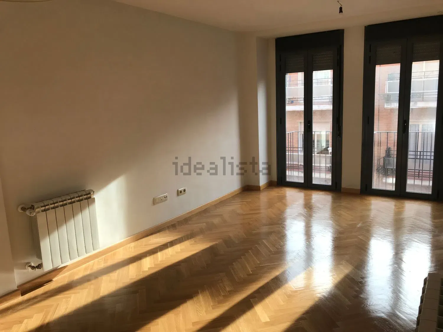 Flat / apartment in Calle Jardín de la Duquesa, 16, Casco Histórico de Vicálvaro, Madrid