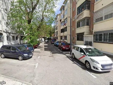 Flat / apartment in Calle de Godella, San Cristóbal, Madrid