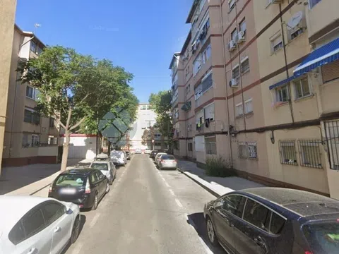 Flat / apartment in Calle de Godella, San Cristóbal, Madrid