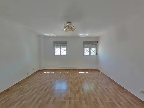 Flat / apartment in Calle de Domingo Párraga, Villaverde Alto, Madrid