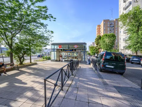 Flat / apartment in Calle Moncada, San Cristóbal, Madrid