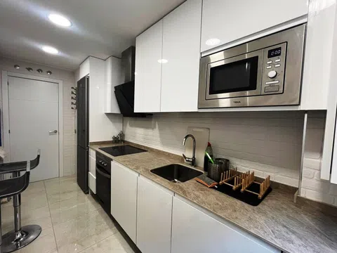 Flat / apartment in Calle del Oro, Butarque, Madrid