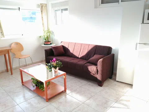 Studio in Ronda Carlota, 35, San Alberto - La Alcubilla - Florisol, Málaga