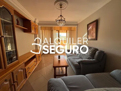 Flat / apartment in Calle Viña del Mar, Puerta Blanca - Almudena, Málaga