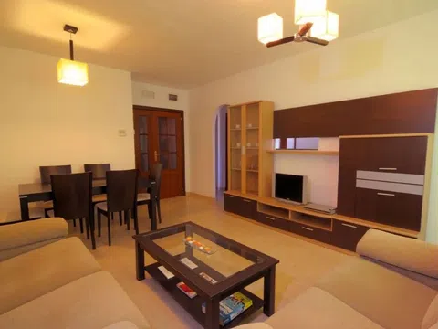 Flat / apartment in Calle Juan Breva, Ciudad Jardín, Málaga
