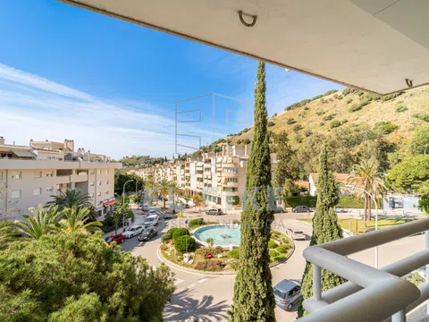Flat / apartment in Calle de la Era, Limonar, Málaga
