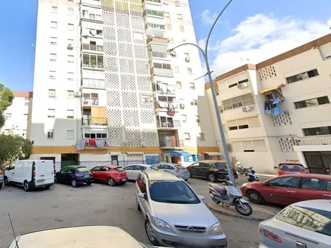Flat / apartment in Calle Deva, Palma - Palmilla, Málaga