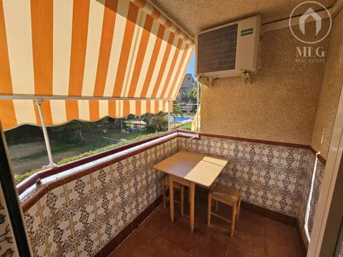 Flat / apartment in Calle Esquilo, El Consul - El Romeral, Málaga