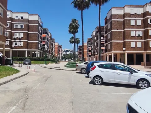 Flat / apartment in Calle Sófocles, 9, El Consul - El Romeral, Málaga