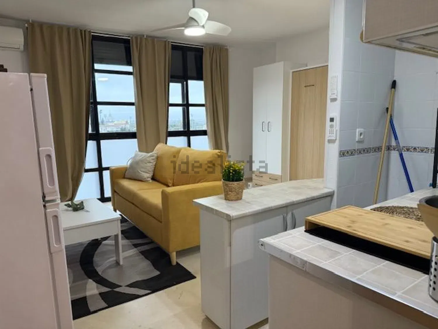 Studio in Avenida de Bellavista, Bellavista, Sevilla