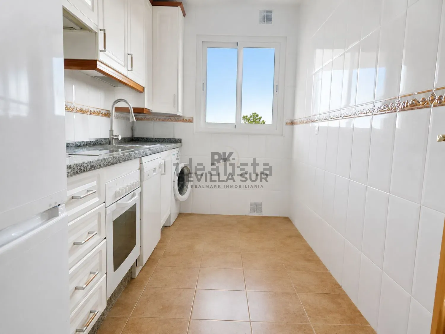 Flat / apartment in Calle Ares, Jardines de Hércules, Sevilla