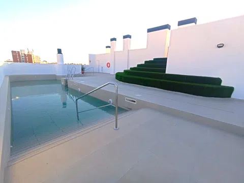 Flat / apartment in Calle la Rambla de Almería, Bellavista, Sevilla