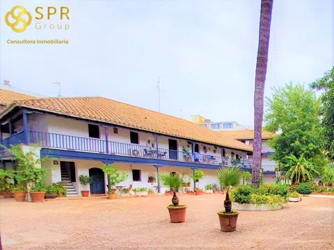 Flat / apartment in Calle Santiago, Puerta Carmona-Puerta Osario-Amador de los Ríos, Sevilla