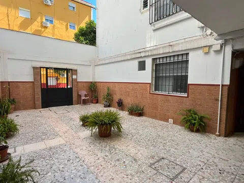 Flat / apartment in Calle Golondrina, Los Pajaritos, Sevilla