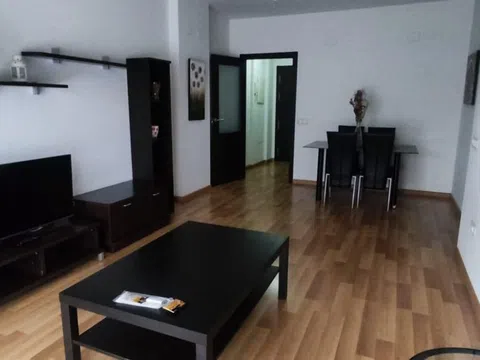 Flat / apartment in Calle Águila Perdicera, Cerro del Águila, Sevilla