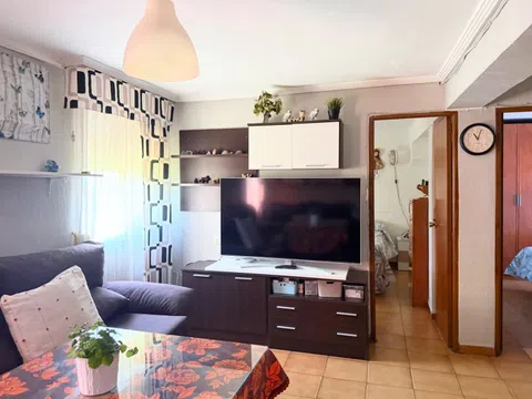 Flat / apartment in Calle Nogal, Torreblanca, Sevilla