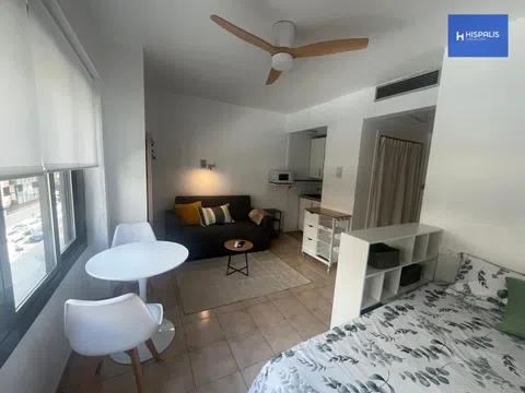 Studio in Calle Salado, Plaza de Cuba - República Argentina, Sevilla