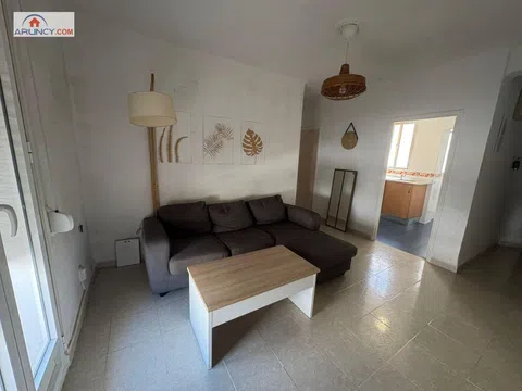 Flat / apartment in Parque de los Principes - Calle Niebla, Sevilla
