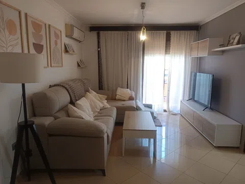 Flat / apartment in Calle Pintor Carlos Santiesteban, 6, Villegas - Los Príncipes, Sevilla