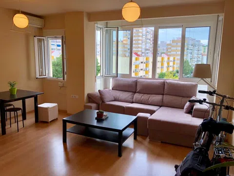 Flat / apartment in Calle Cuarzo, 2, Doctor Fedriani, Sevilla