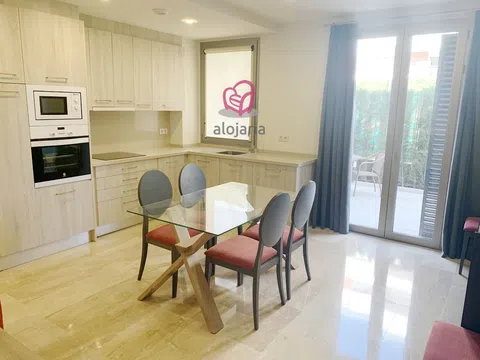 Flat / apartment in Nervión, Sevilla