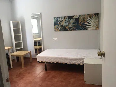 Flat / apartment in Calle José María Obando, 12, Nervión, Sevilla