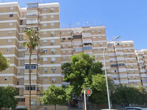 Flat / apartment in Calle Miletos Nn, San Pablo, Sevilla