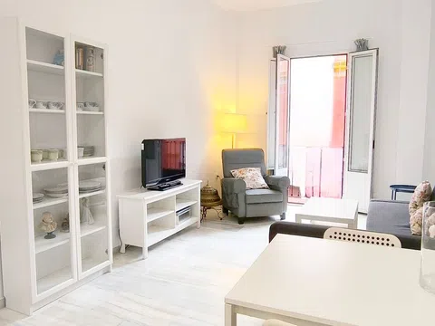 Flat / apartment in Calle Pureza, Calle Betis - Pagés del Corro, Sevilla