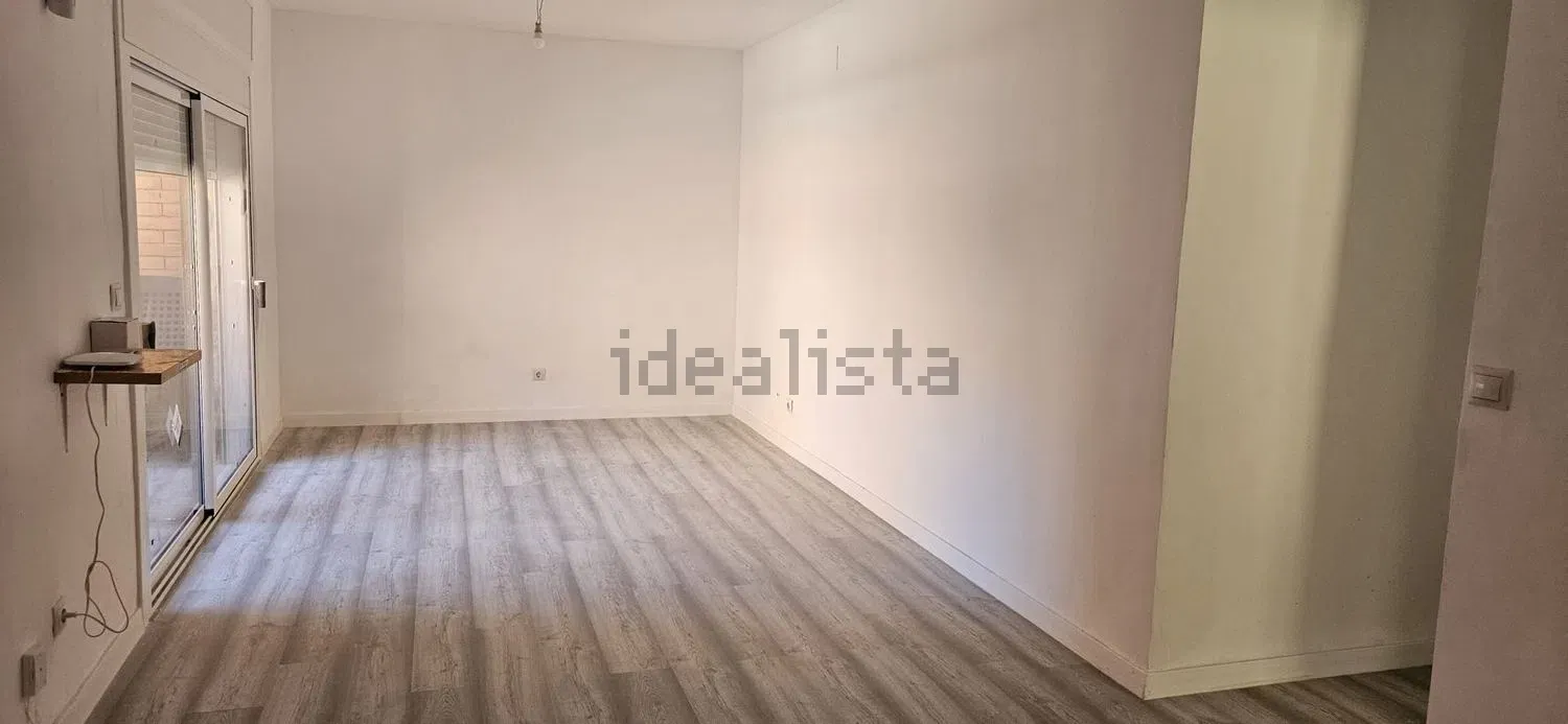Flat / apartment in Calle Riu Ter, Campclar, Tarragona