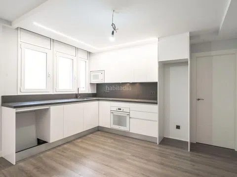 Flat / apartment in Avenida Pau Casals, Eixample, Tarragona