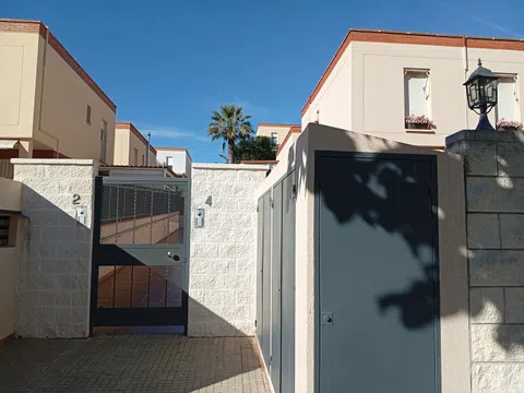 House in Calle Mas dels Cups, 4, Sant Salvador, Tarragona