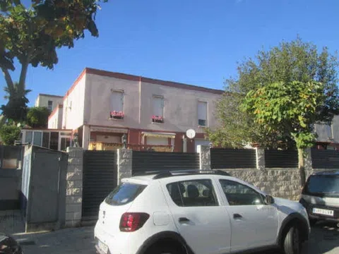 Semi-detached house in Calle Mas dels Cups, Sant Salvador, Tarragona