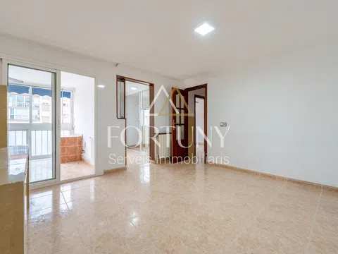 Flat / apartment in Avenida del Montsant, Sant Salvador, Tarragona