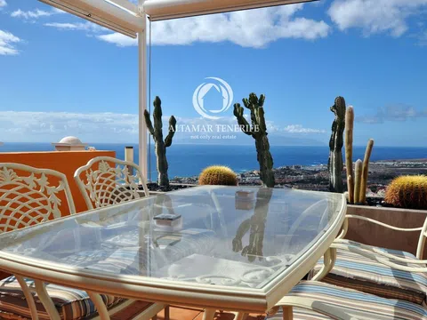 Flat / apartment in Calle Murcia, Torviscas Centro y Alto, Adeje