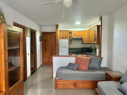 Flat / apartment in Calle Chasna, 6, Costa del Silencio-Las Galletas, Arona