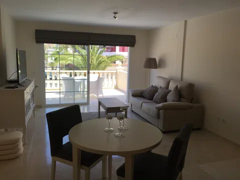 Flat / apartment in Calle Garza, Palm Mar, Arona