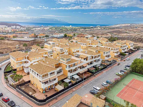 Flat / apartment in Calle Lugano, 13, Los Cristianos, Arona